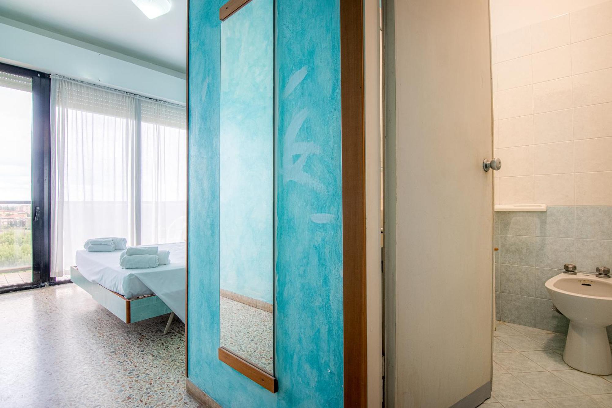 Hotel Crown ริมินี ภายนอก รูปภาพ